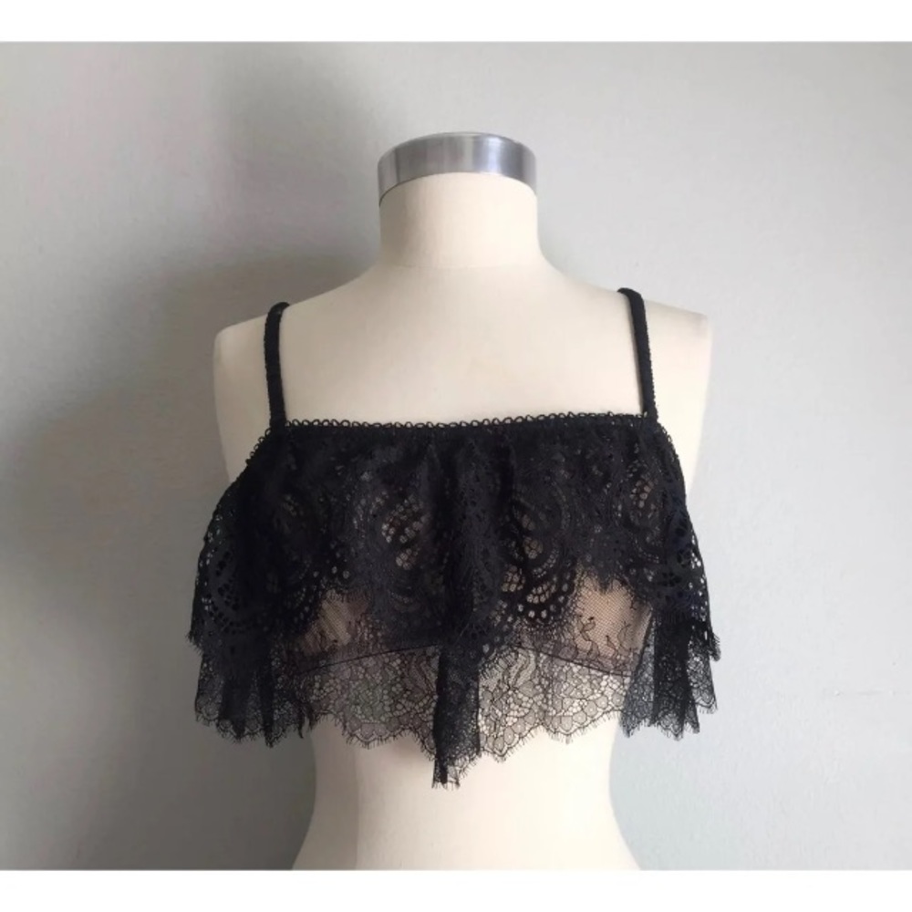 ❤︎ NEW NO 🏷 VICTORIA SECRET Lace Brallete / Top - Picture 3 of 10